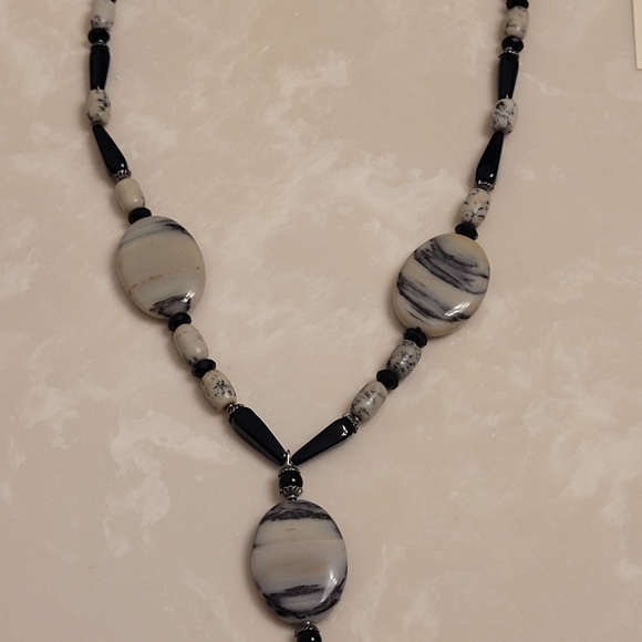 Black and Gray Beaded Statement Necklace and Earrings Set - Picture 2 of 5